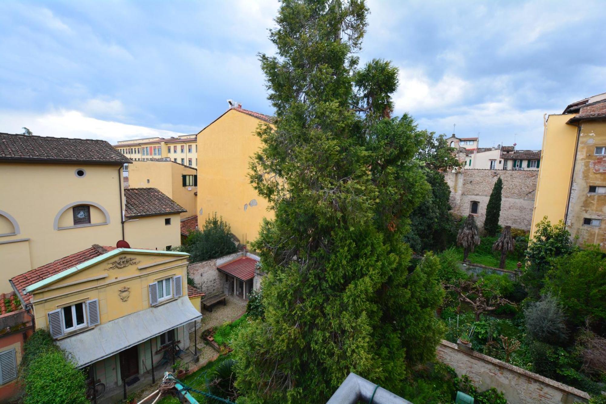 Unyca - Typical Florentine Hideaway *